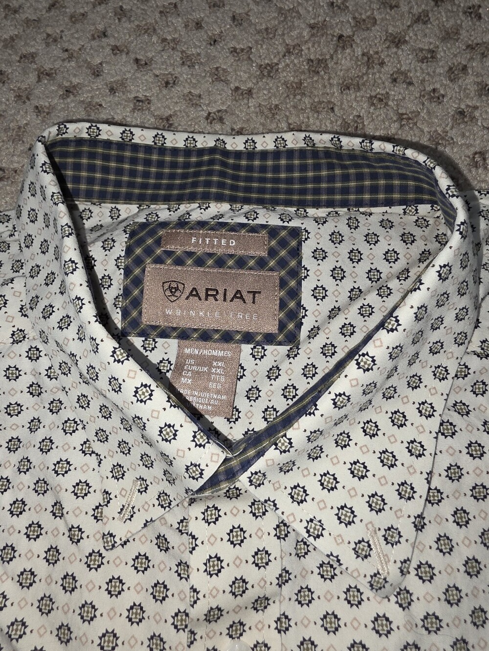 Ariat Wrinkle Free Fitted Button-Down Shirt